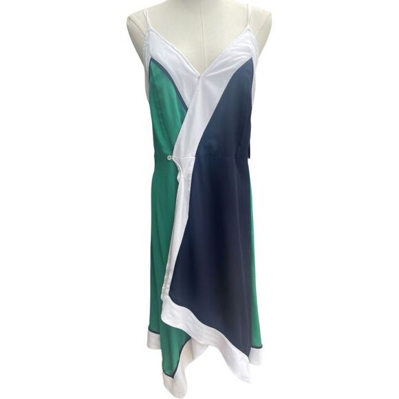 NWT Gabrielle Union Colorblock Faux Wrap Dress Size Medium - Picture 2 of 8